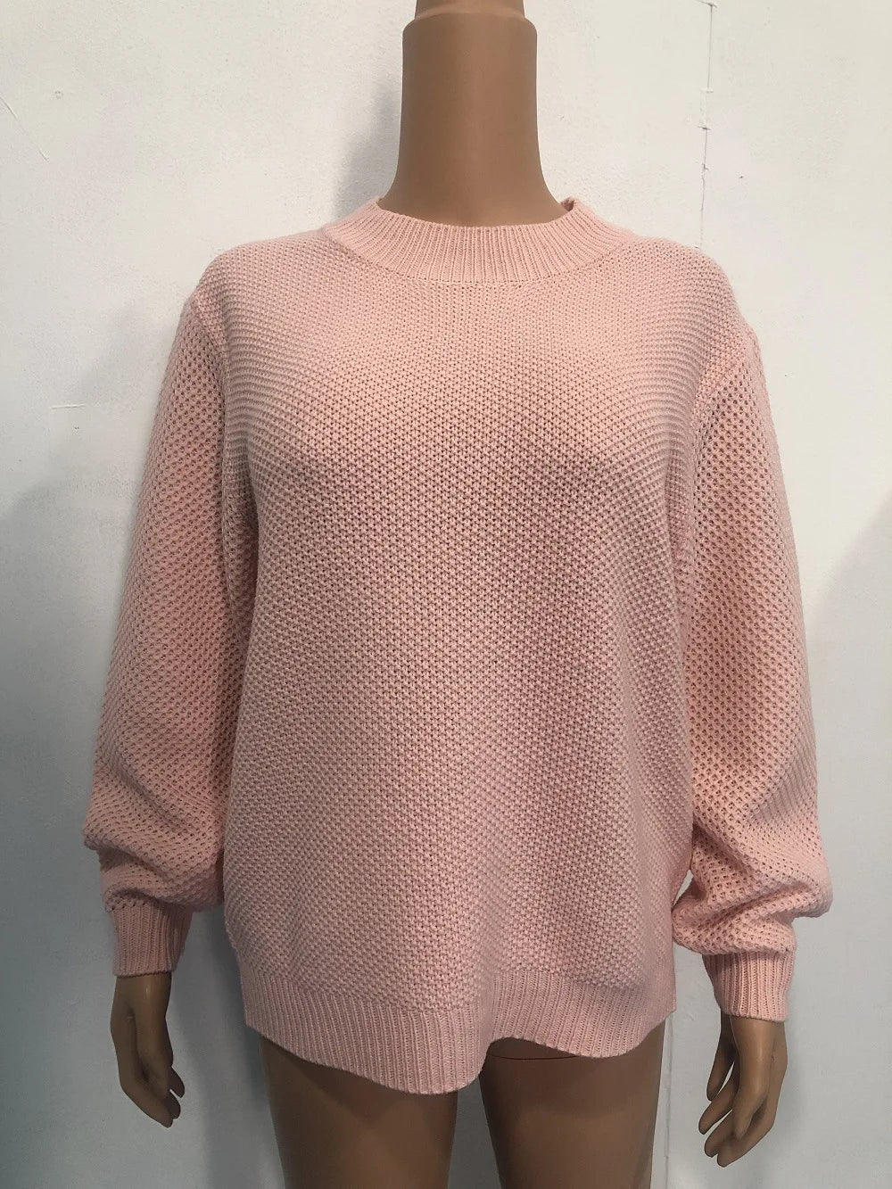 Women’s Hollow-Knit Pullover Sweater — Scandinavian-Style Knitwear for Autumn/Winter 2025
